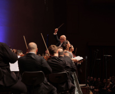 Orquestra Sinfônica do Paraná celebra 41 anos com concerto dedicado a grandes compositores brasileiros