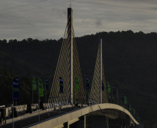 Acesso para ciclistas e pedestres na Ponte de Guaratuba será liberado às 3h de sábado