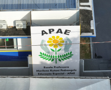 Governador entrega nova APAE e anuncia mais R$ 8 milhões para Prado Ferreira