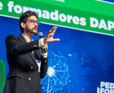 SEED - Educação promove Seminário de Formadores em Foz do Iguaçu
