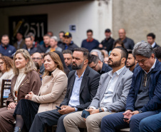 Educação realiza mais uma etapa da maior entrega de ônibus escolares da história