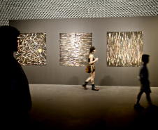 MON - Últimos dias da exposição “Technological Dances”, da artista Alice Anderson
