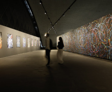 MON - Últimos dias da exposição “Technological Dances”, da artista Alice Anderson