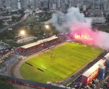 TV Paraná Turismo conquista vice-liderança com transmissão histórica da partida entre Paraná Clube e Araucária