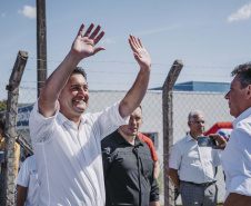Governador inaugura Centro de Especialidades, ala cirúrgica e anuncia maternidade em Sengés