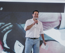 Ratinho Junior anuncia pacote de obras viárias e reforma de escolas em Sengés