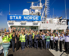 Fwd: Navio Sustentável em viagem inaugural atraca em Paranaguá