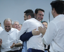 Governador autoriza 964 moradias e R$ 242 milhões em novos investimentos para Cascavel