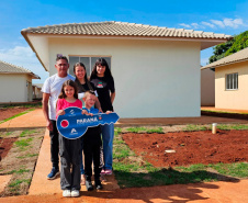 Entrega Jd Nova Esperaça, em Iracema do Oeste