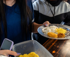 Fundo Rotativo do Paraná supera R$ 1,69 bilhão em repasses às escolas estaduais desde 2019