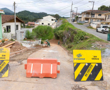 Expansão de 1% na rede de esgoto pode evitar 476 internações, diz estudo do Ipardes