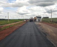 Conservação do pavimento da PR-090 entre Alvorada do Sul e Bela Vista do Paraíso