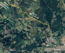  PR-151 em Sengés.