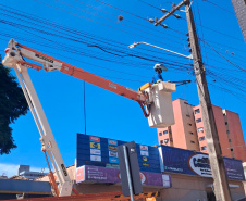 Copel remove mais de 300 kg de cabos de telecom em situação irregular em Cornélio Procópio