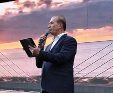 PONTE AUTORIDADES