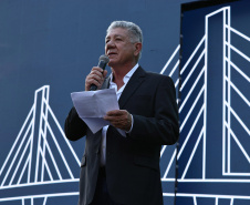 PONTE AUTORIDADES