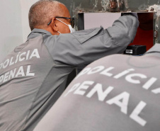 Operação integrada registra mais de 3,4 mil coletas de DNA em unidades penais no Paraná