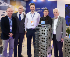 Piana participa da abertura da maior feira de fornecedores automotivos do Paraná