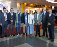 Piana participa da abertura da maior feira de fornecedores automotivos do Paraná