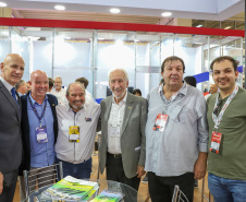 Piana participa da abertura da maior feira de fornecedores automotivos do Paraná