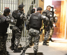 Operação integrada prende 26 pessoas e cumpre 68 mandados contra grupo ligado ao tráfico interestadual