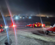 Bombeiros fazem treinamento operacional em Foz do Iguaçu com motoaquáticas de resgate inéditas no Brasil