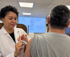 SESA - Paraná aplica 1,5 milhão de doses da vacina contra gripe e convoca população para reta final da campanha