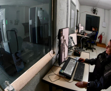 Bodyscan da Polícia Penal bloqueia entrada de drogas em penitenciárias da região de Curitiba