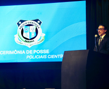 Posse de novos peritos e técnicos reforça atuação da Polícia Científica do Paraná