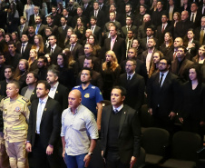 Posse de novos peritos e técnicos reforça atuação da Polícia Científica do Paraná