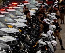 Estado entrega novas viaturas, motocicletas e embarcações para reforçar segurança no Litoral do Paraná
