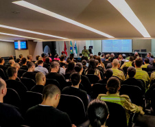 Corpo de Bombeiros realiza palestra sobre modernização e novas normas de segurança contra incêndio
