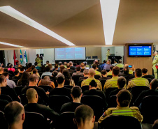 Corpo de Bombeiros realiza palestra sobre modernização e novas normas de segurança contra incêndio