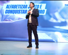 GOV PREMIO ALFABETIZA JUNTOS