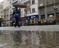 CHUVA RETORNA AO PARANÁ A PARTIR DO FIM DE SEMANA, AFIRMA SIMEPAR