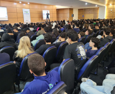 Primeiro aulão do Enem Paraná reúne mais de 600 estudantes em Umuarama