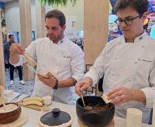 Gastronomia do Paraná rouba a cena e conquista paladar de turistas no FITCataratas