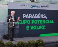 ENTREGA CAMINHÕES VOLVO