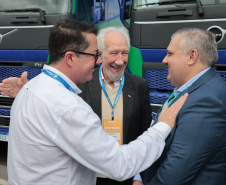 ENTREGA CAMINHÕES VOLVO