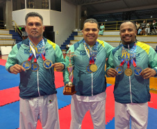 SEES - APUCARANA KARATE PROESPORTE