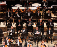 Mais de 4 mil pessoas prestigiam concerto que celebrou os 41 anos da Orquestra Sinfônica do Paraná