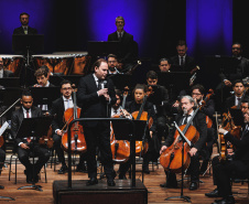 Orquestra Sinfônica do Paraná lota Guairão em semana de recorde de público