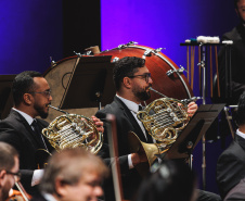 Orquestra Sinfônica do Paraná lota Guairão em semana de recorde de público