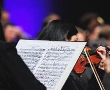 Orquestra Sinfônica do Paraná lota Guairão em semana de recorde de público