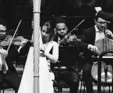 Orquestra Sinfônica do Paraná lota Guairão em semana de recorde de público