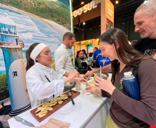 Viaje Paraná lança oportunidades para empresários do turismo participarem de feiras internacionais