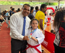 SEES - APUCARANA KARATE PROESPORTE