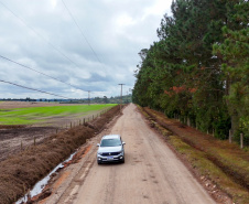 Ratinho Junior libera R$ 90,7 milhões para pavimentação de estrada turística e outras obras em Tijucas do Sul
