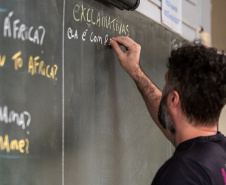 Estado nomeia 917 professores aprovados em concurso para a rede estadual
