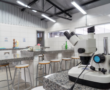 Com investimento de R$ 3,5 milhões, colégio do campo de Quitandinha ganha refeitório, laboratório e quadra coberta